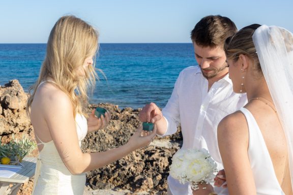 Als Hochzeitsfotograf auf Mallorca begleite ich euren besonderen Tag mit einer authentischen und emotionalen Hochzeitsreportage.