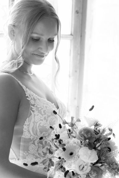 Als Hochzeitsfotograf auf Mallorca halte ich eure Hochzeit am Meer in natürlichen, emotionalen Bildern fest – authentisch und zeitlos.