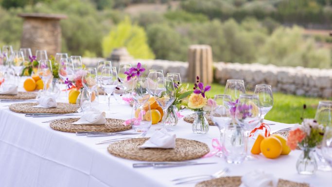 Als Hochzeitsfotograf auf Mallorca halte ich eure Hochzeit am Meer in natürlichen, emotionalen Bildern fest – authentisch und zeitlos.
