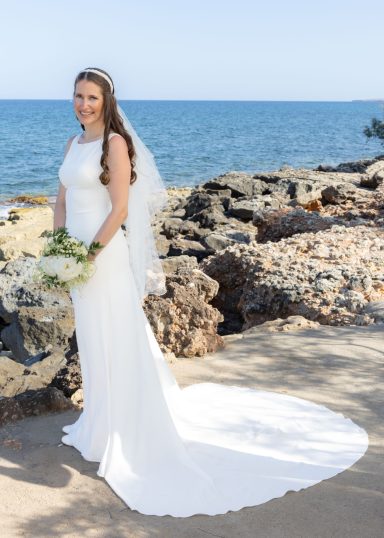 Als Hochzeitsfotograf auf Mallorca halte ich eure Hochzeit am Meer in natürlichen, emotionalen Bildern fest – authentisch und zeitlos.